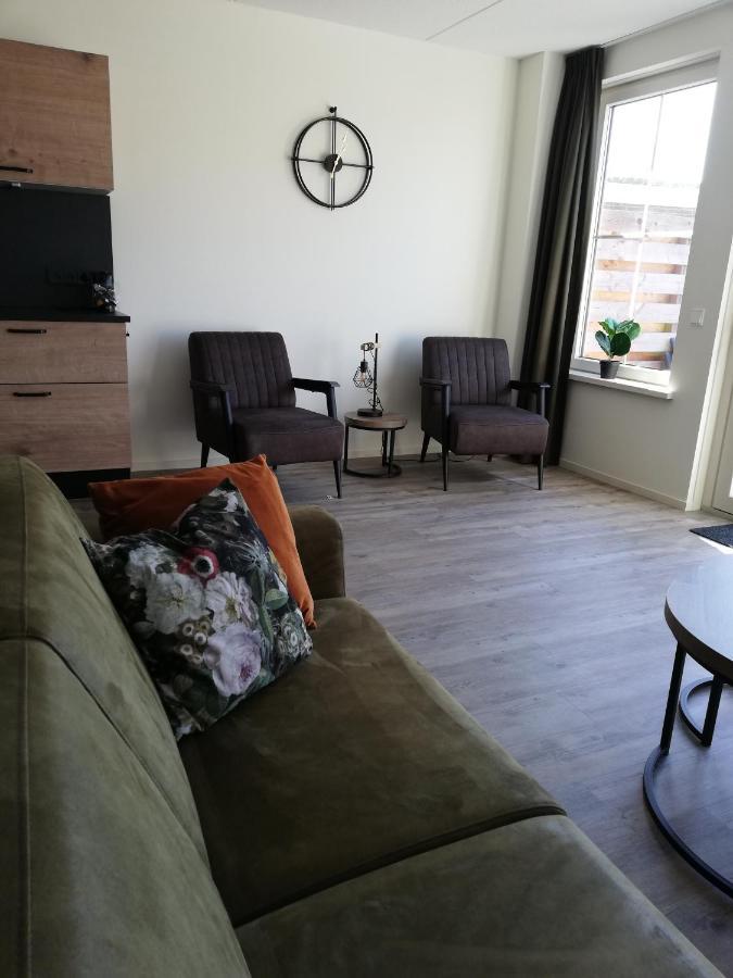 Hooivak Apartment ฮอลลุม ภายนอก รูปภาพ